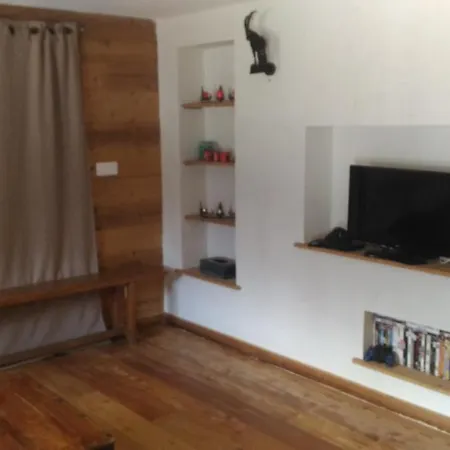Chalet Le Bouquetin Rez De Chaussee Apartment